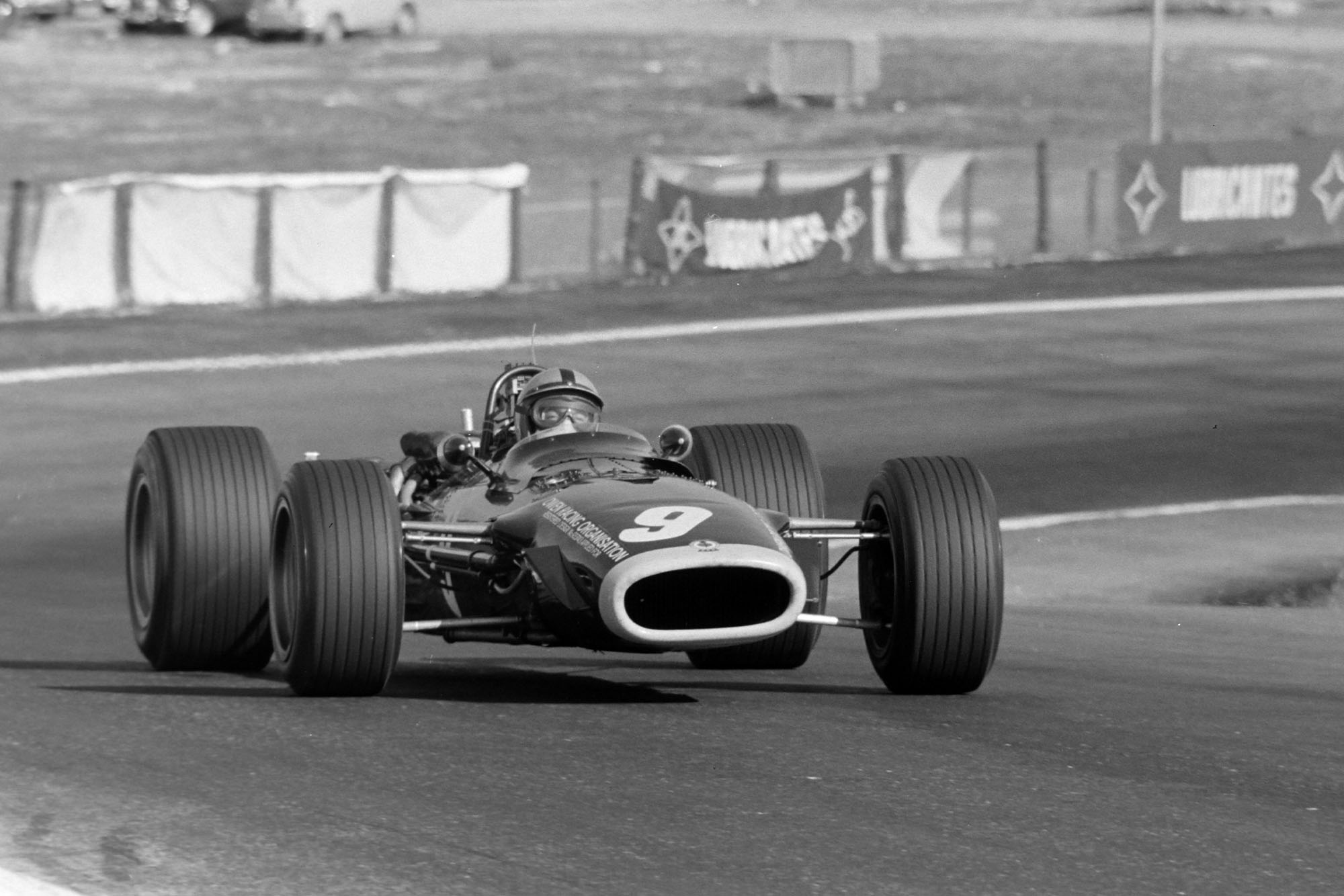 Pedro Rodriguez, BRM P133.