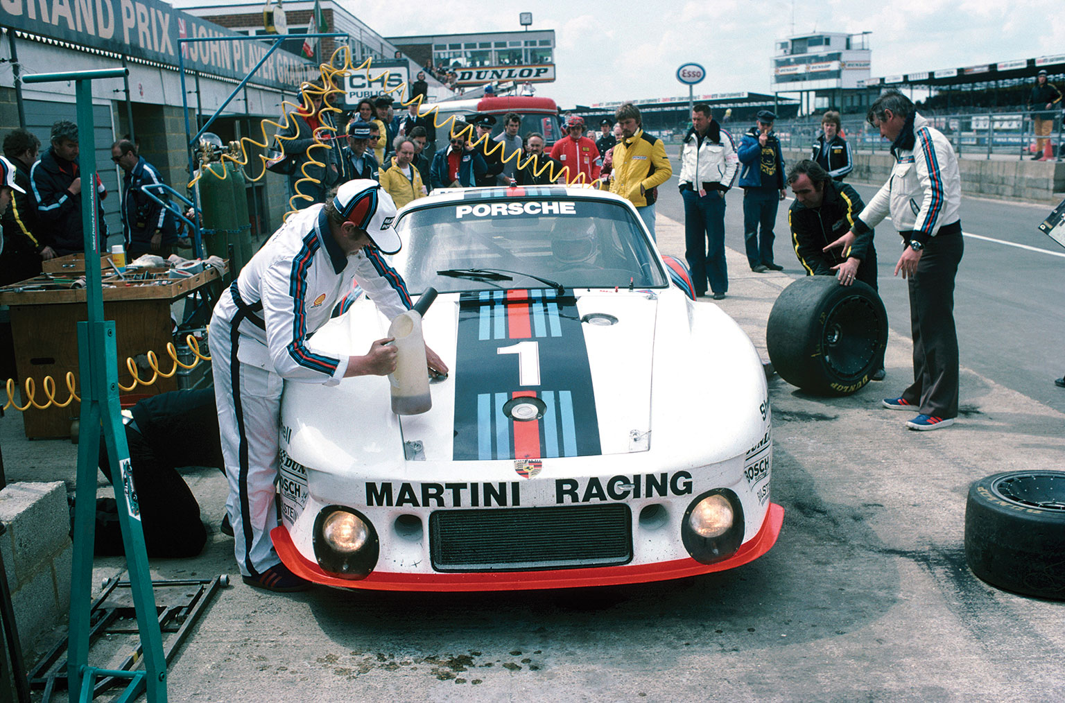 1977_Silv6hrs_LAT