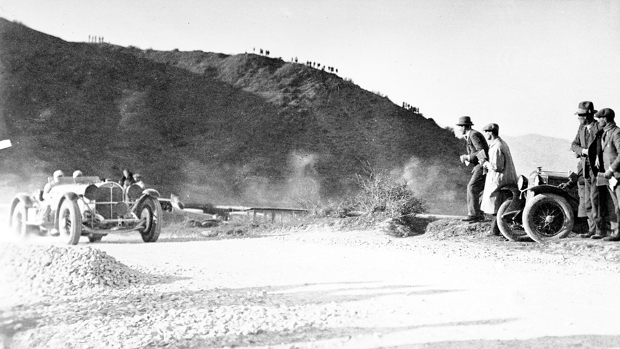Rudolf Caracciola in mountains on the 1931 Mille Miglia