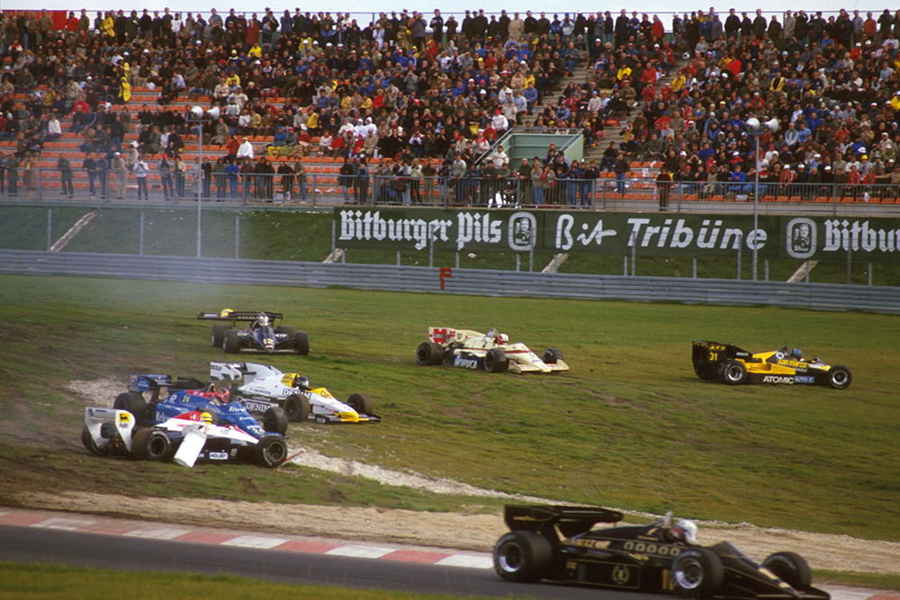 On the opening lap Ayrton Senna (Toleman TG184 Hart), Piercarlo Ghinzani (Osella FA1F Alfa Romeo), Marc Surer (Arrows A7 BMW) and Gerhard Berger (ATS D7 BMW) all retired.