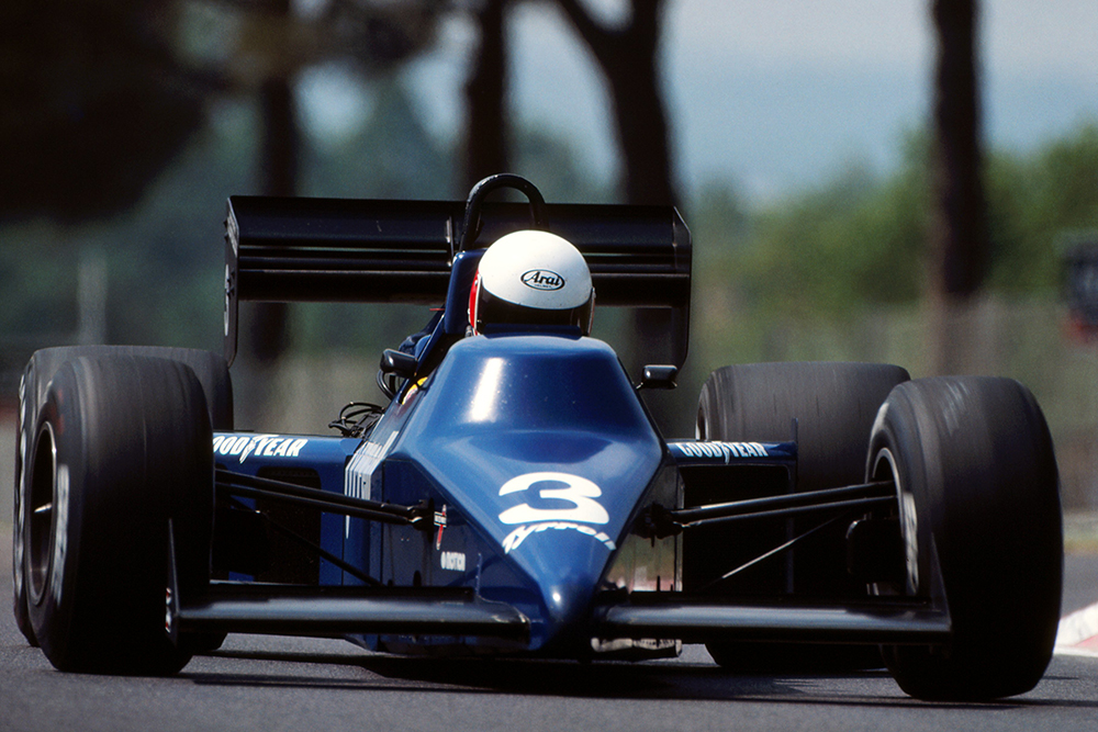 Martin Brundle in his Tyrrell 012.