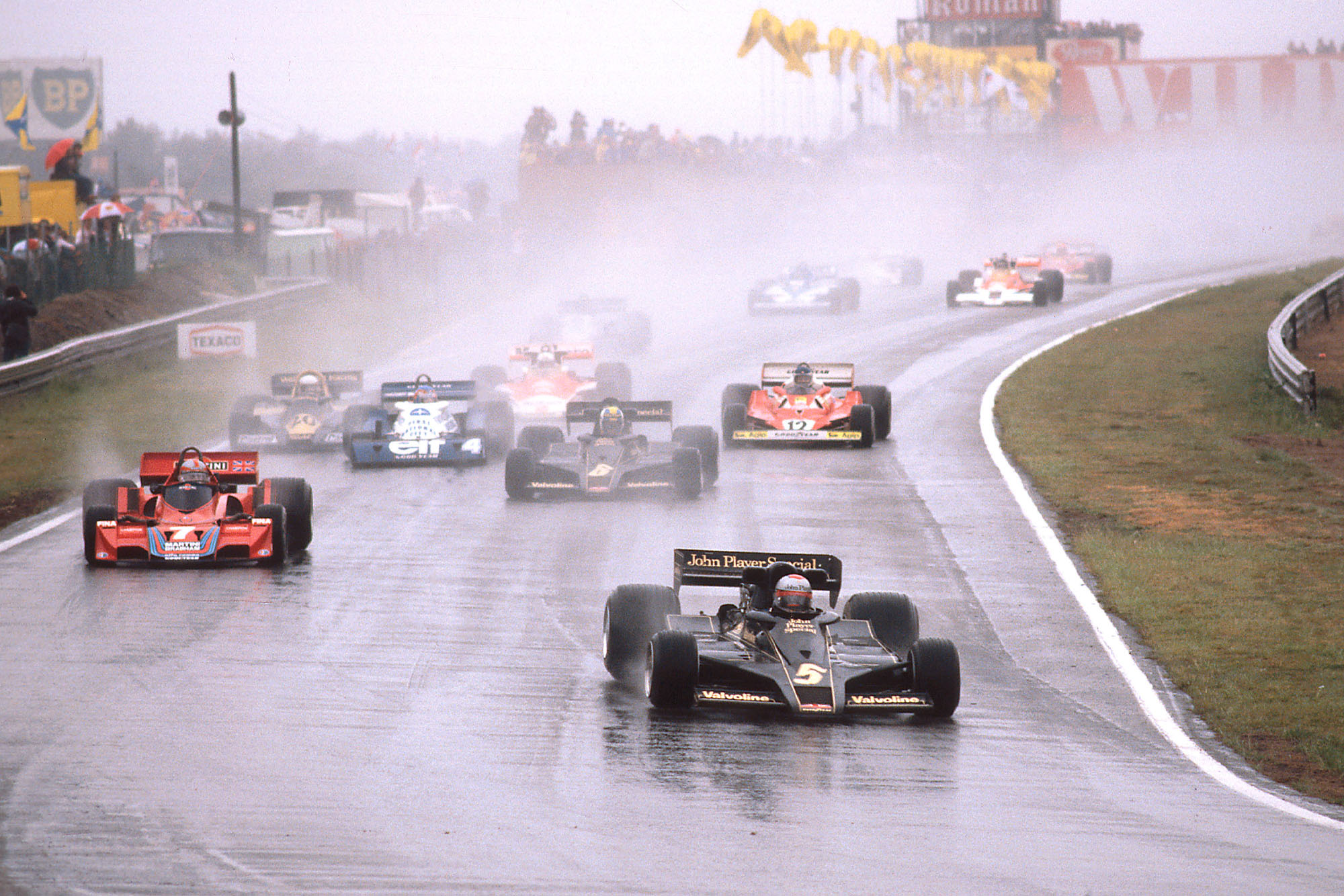 Mario Andretti leads the field at the start of the 1977 Belgian Grand Prix, Zolder.