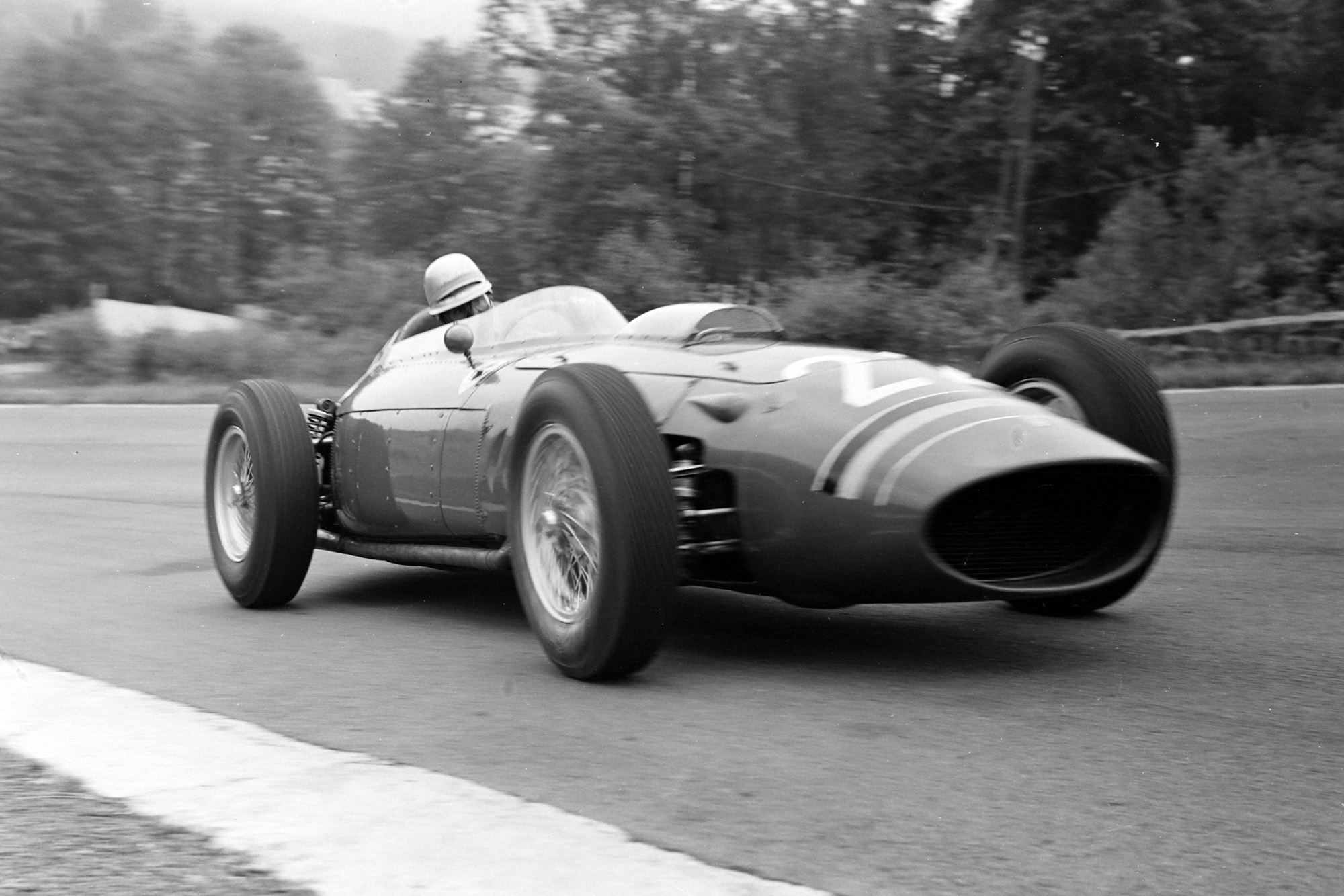 Mairesse put his Ferrari 12th on the grid