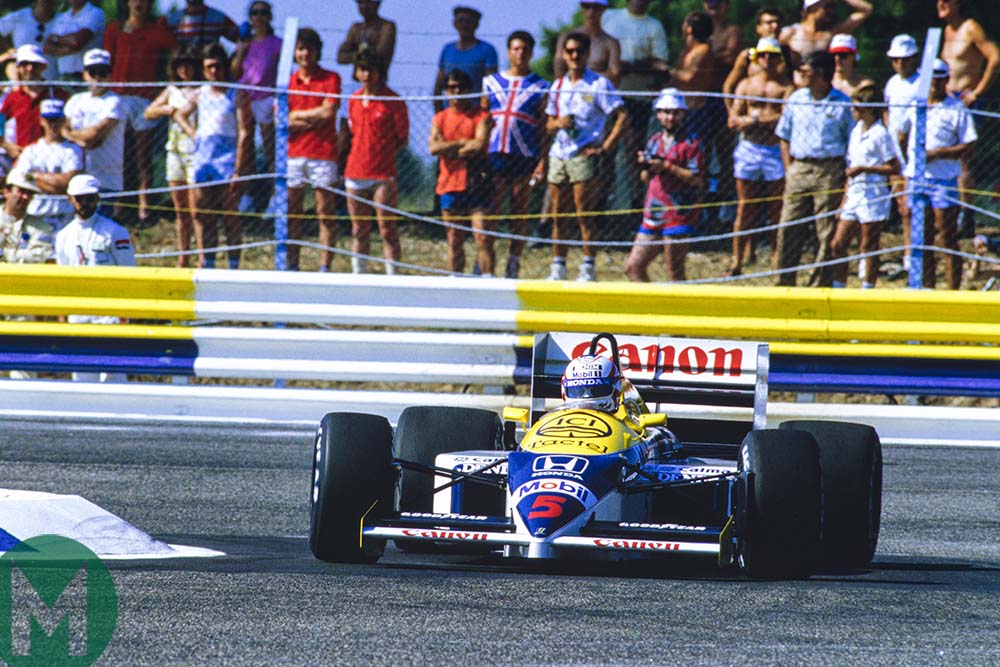 Nigel Mansell goes through chicane at 1986 French Grand Prix Paul Ricard