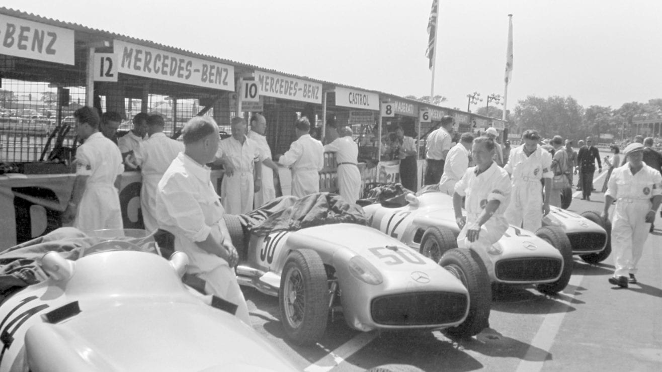 Stirling Moss' victory at the 1955 British Grand Prix Motor Sport