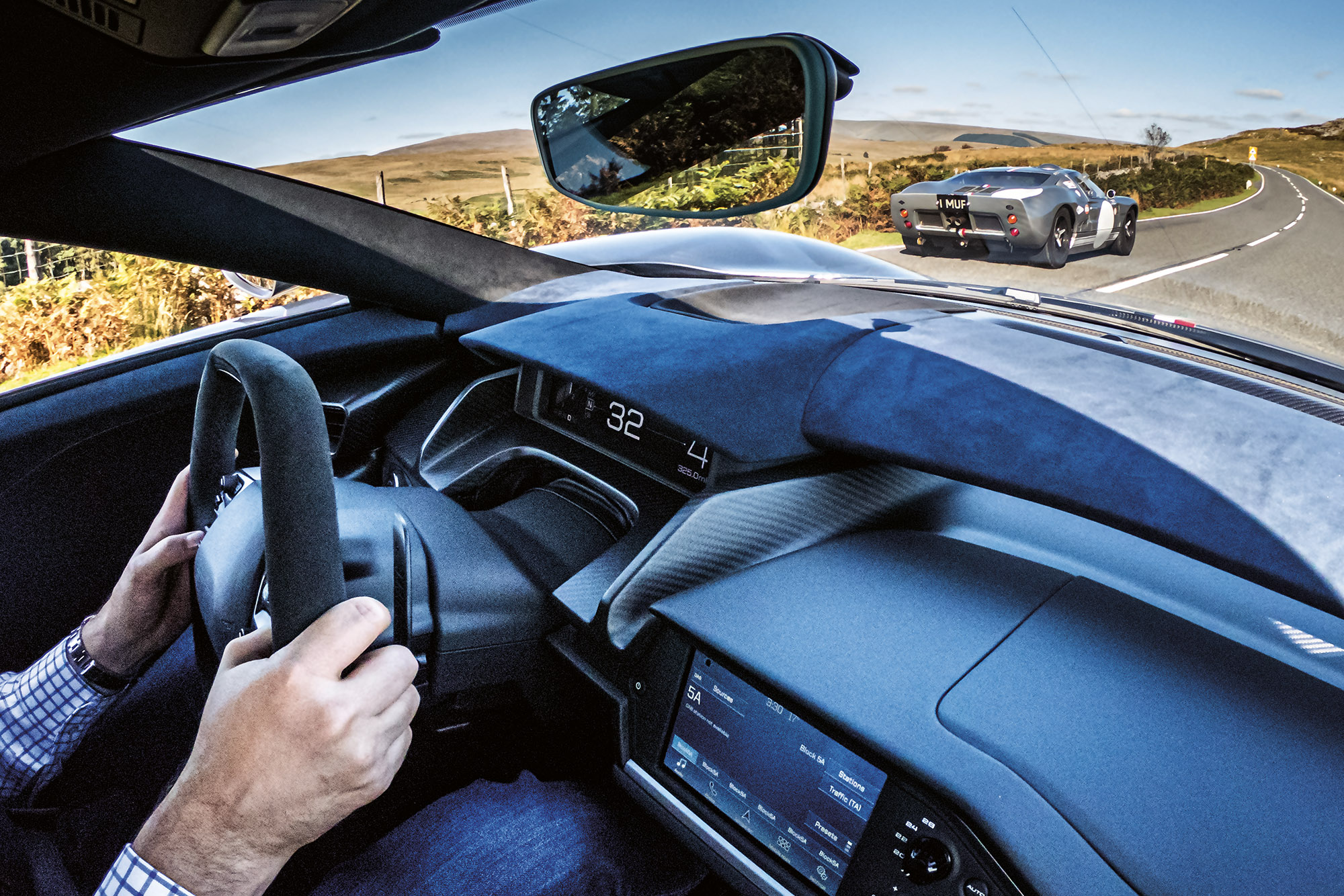 Ford GT interior driving