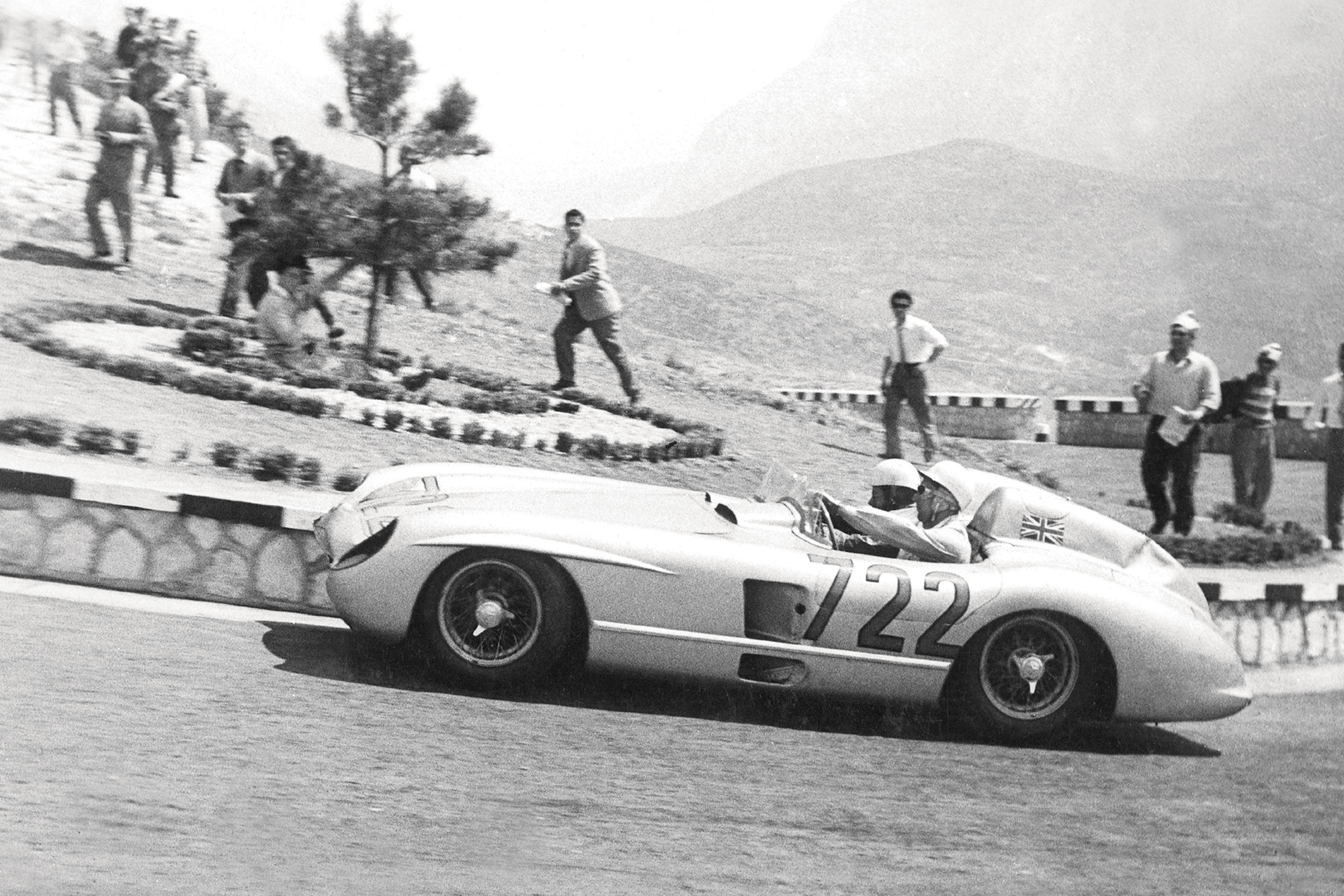 Moss 1955 Mille Miglia climbing
