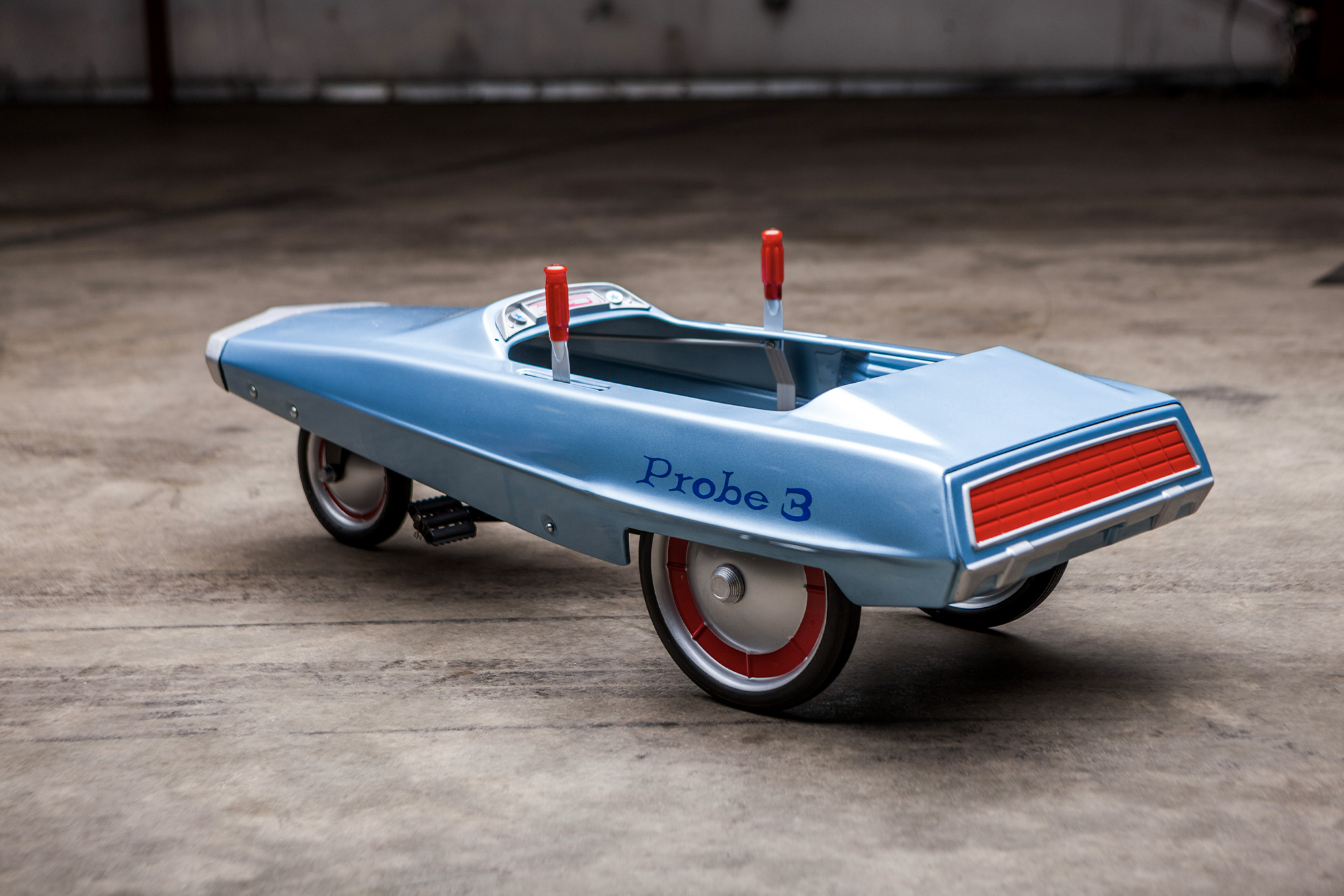 Probe 3 pedal car