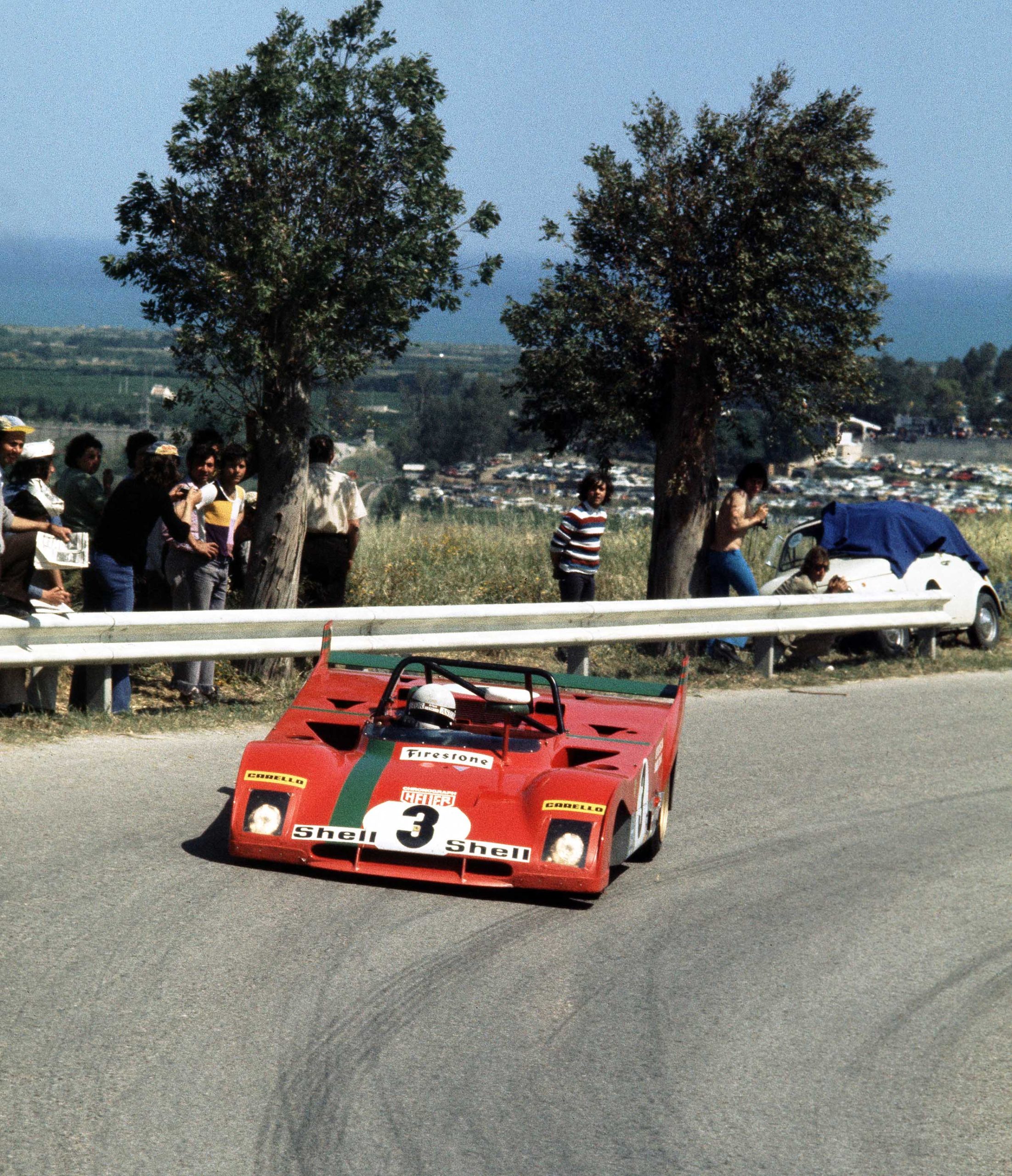 Arturo-Merzario-in-his-Ferrari-312PB-during-the-1972-Targa-Florio