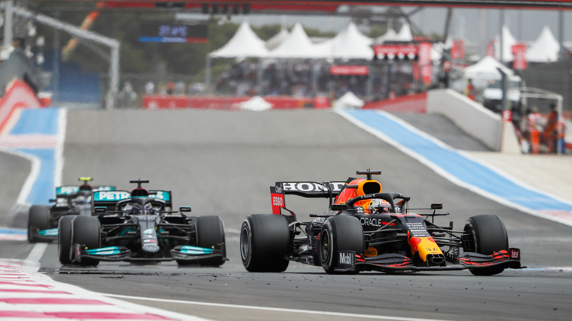Max Verstappen leads Lewis Hamilton in the 2021 French Grand Prix