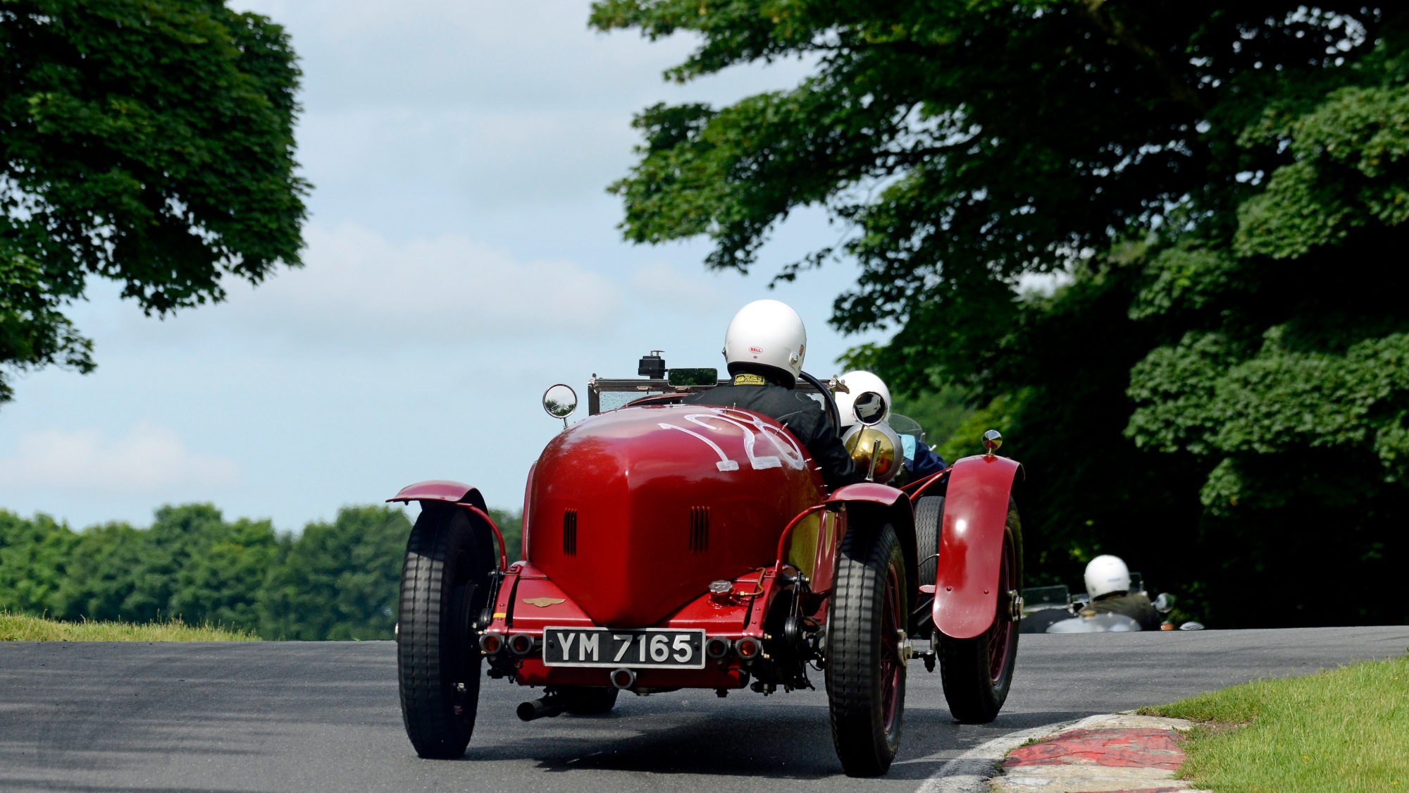 Bentley, Hall Bends