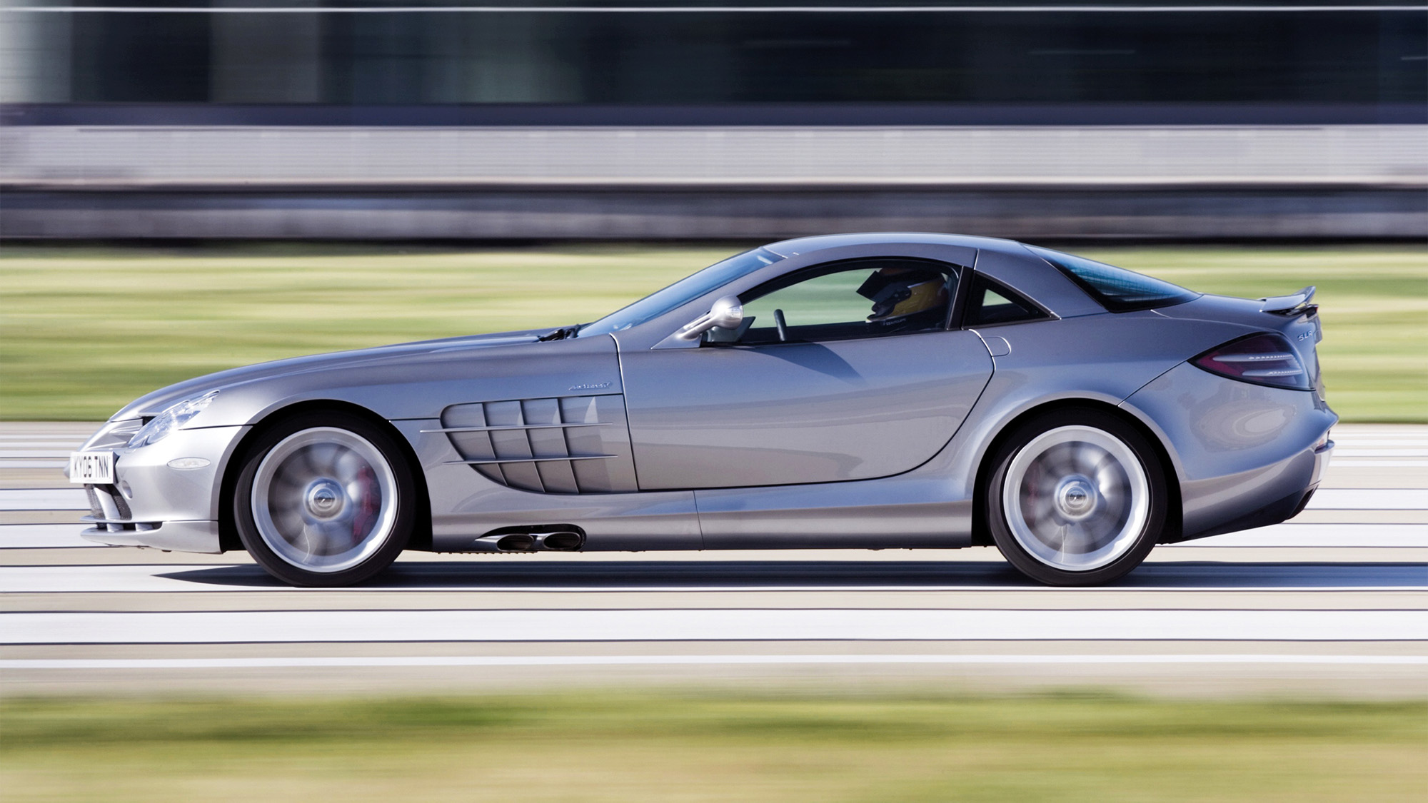McLaren Mercedes SLR